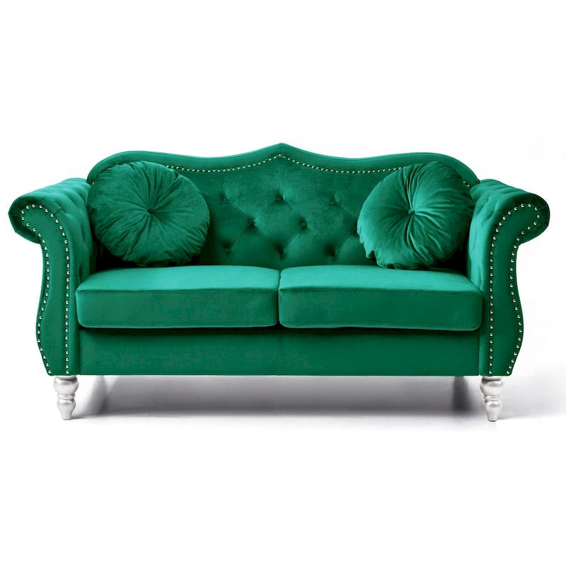 Causeuse en velours de 173 cm (coussins décoratifs inclus) — 173 cm (L) x 89 cm (l) x 86 cm (H)