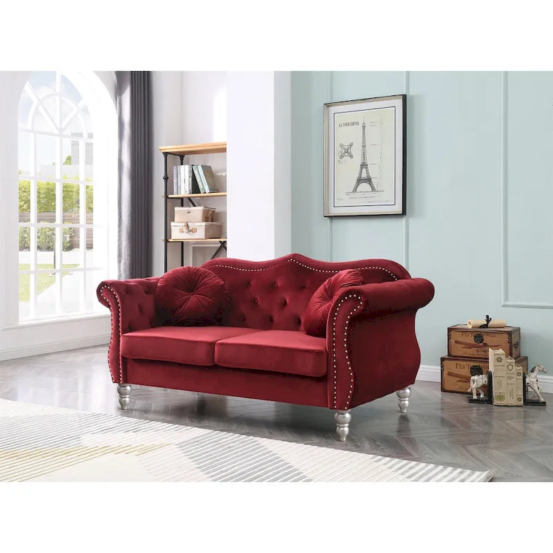 Causeuse en velours de 173 cm (coussins décoratifs inclus) — 173 cm (L) x 89 cm (l) x 86 cm (H)