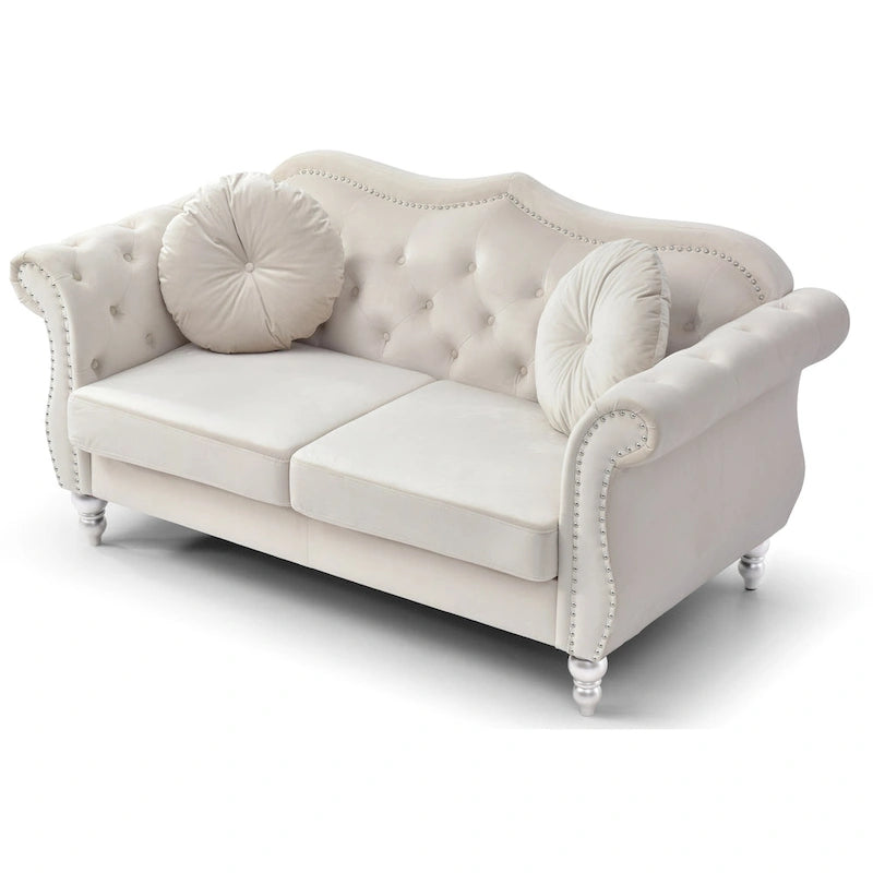 Causeuse en velours de 173 cm (coussins décoratifs inclus) — 173 cm (L) x 89 cm (l) x 86 cm (H)