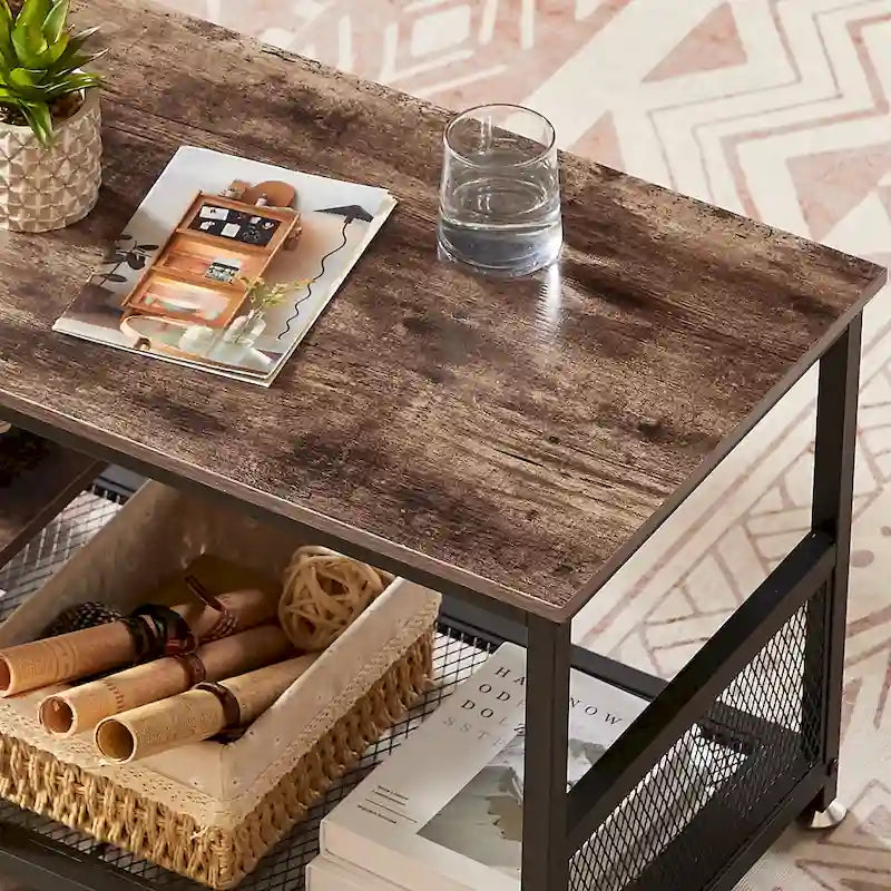 Meuble TV — Meuble TV/console multimédia de style industriel avec espace de rangement et étagères grillagées — Convient au salon ou à la chambre — Marron