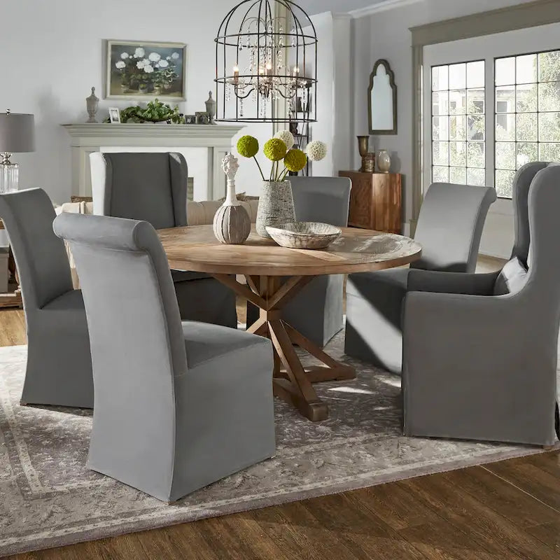 Fauteuil capitonné à oreilles