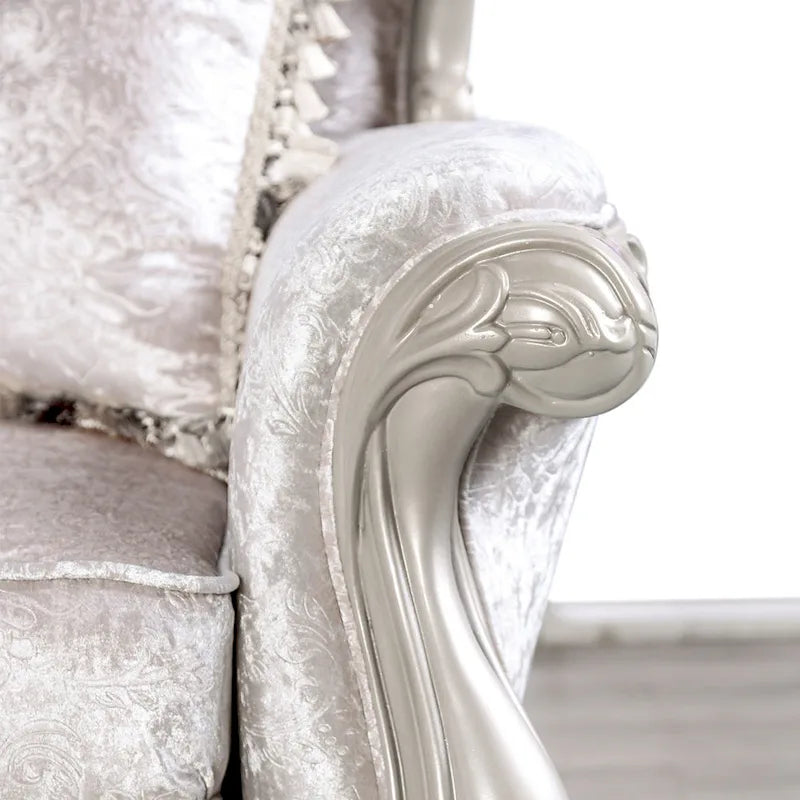 Fauteuil de style traditionnel — Dossier capitonné, Coussin décoratif inclus