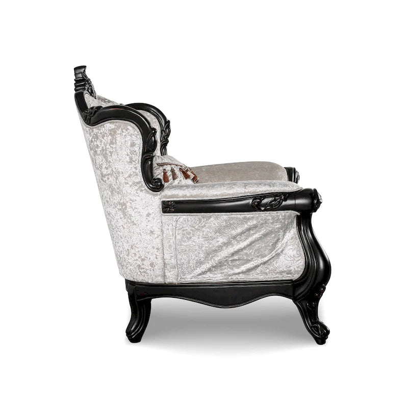 Fauteuil de style traditionnel — Dossier capitonné, Coussin décoratif inclus